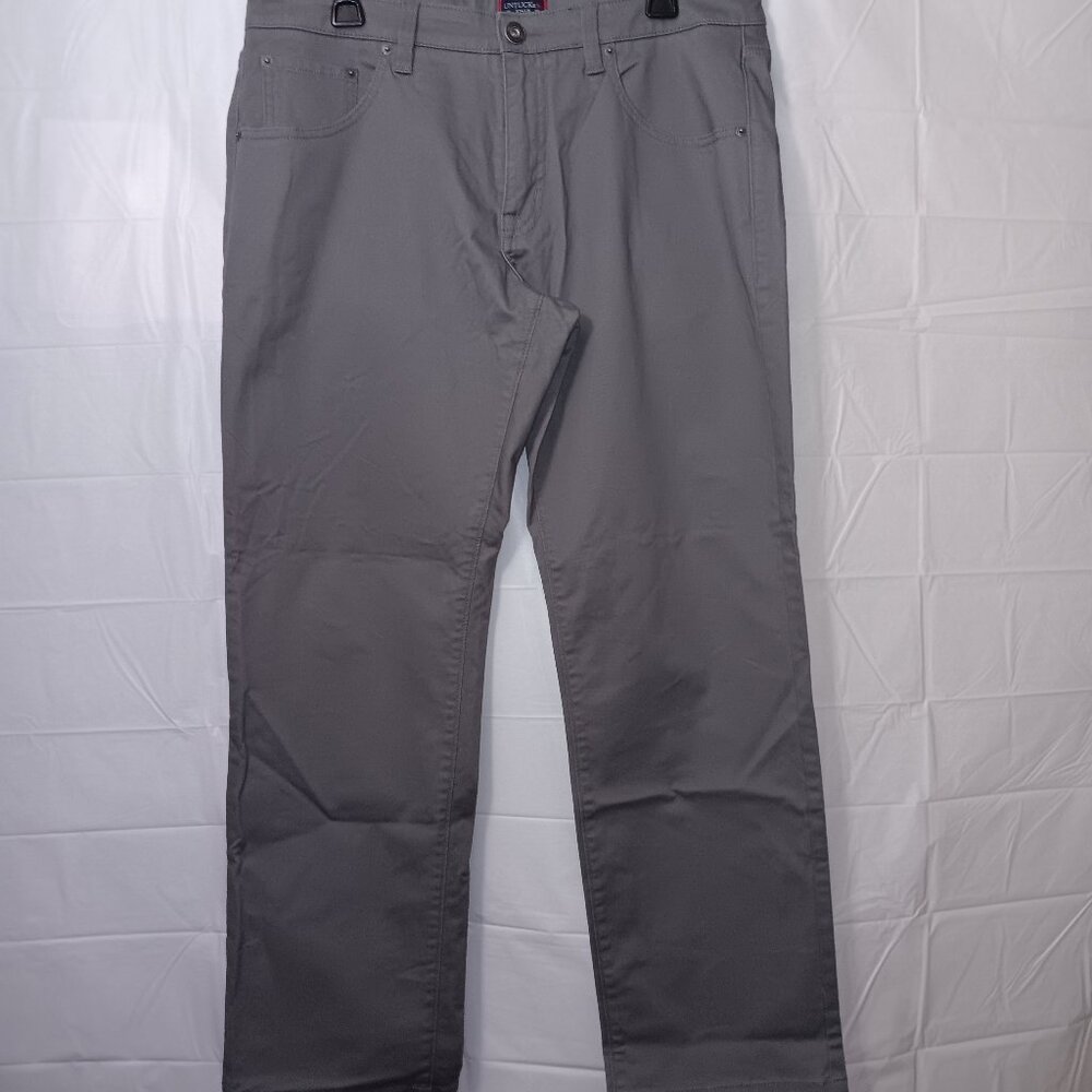 UNTUCKit STRAIGHT FIT CASUAL KHAKI STYLE PANTS